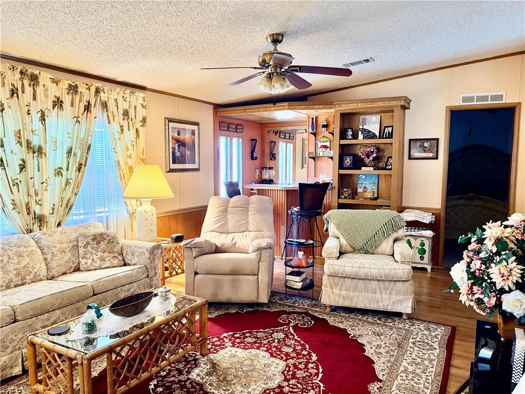 LAKE ARROWHEAD MOB VILLAGE - Residential