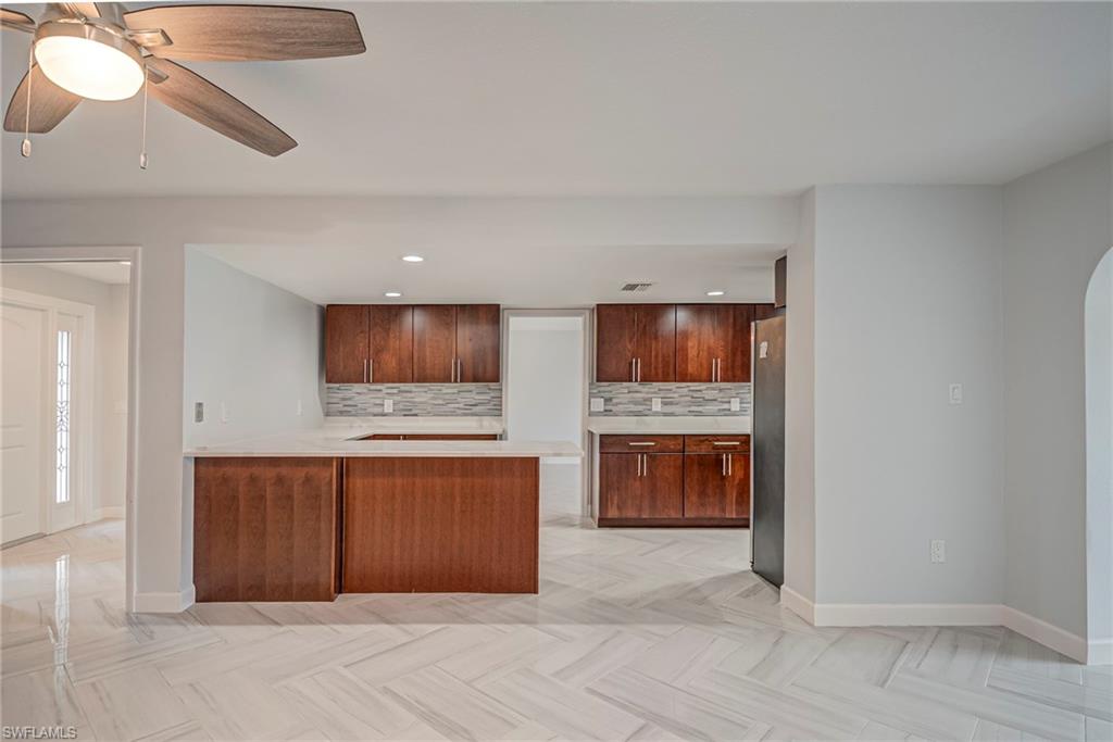 NORTH FORT MYERS PARK - Residential