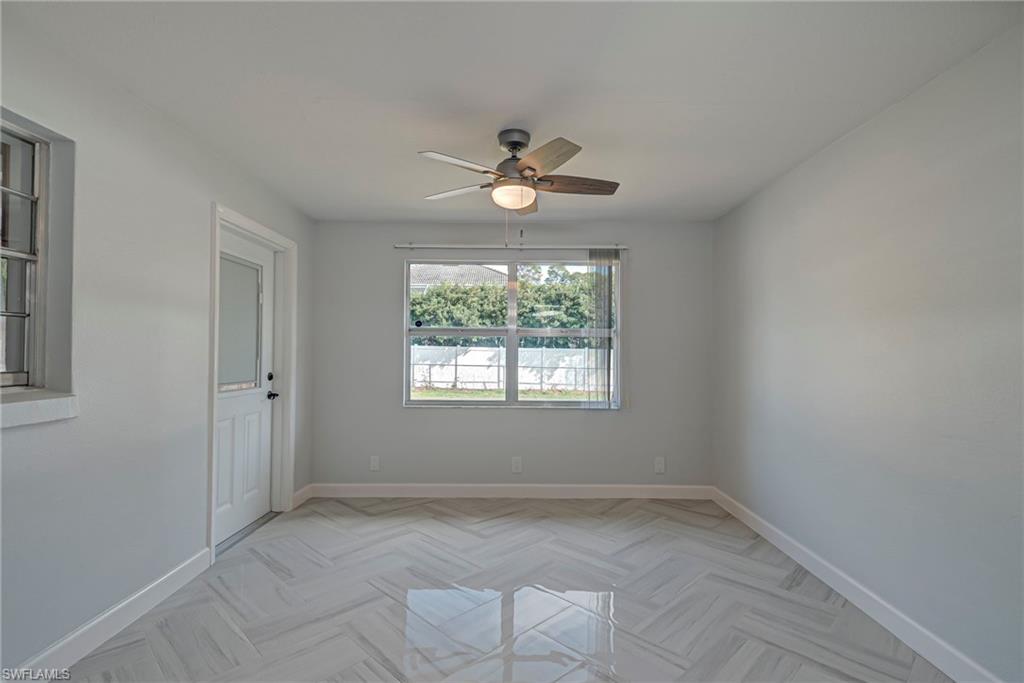 NORTH FORT MYERS PARK - Residential