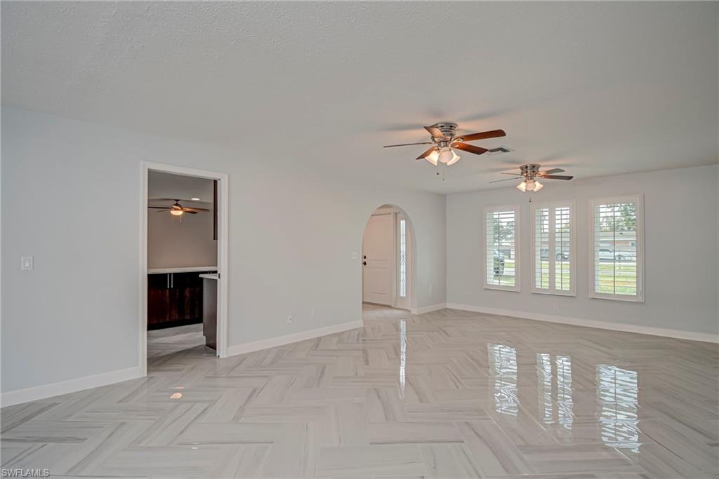 NORTH FORT MYERS PARK - Residential