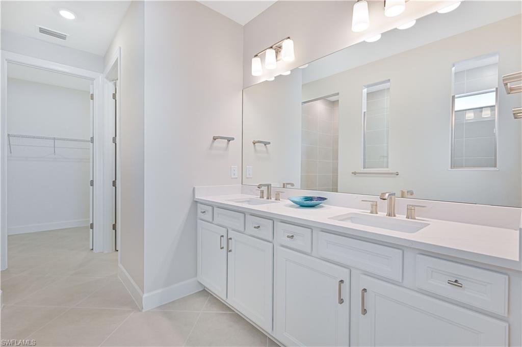 DEL WEBB OAK CREEK - Residential