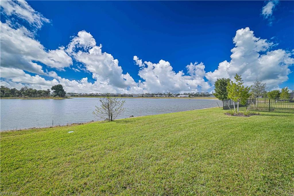 DEL WEBB OAK CREEK - Residential