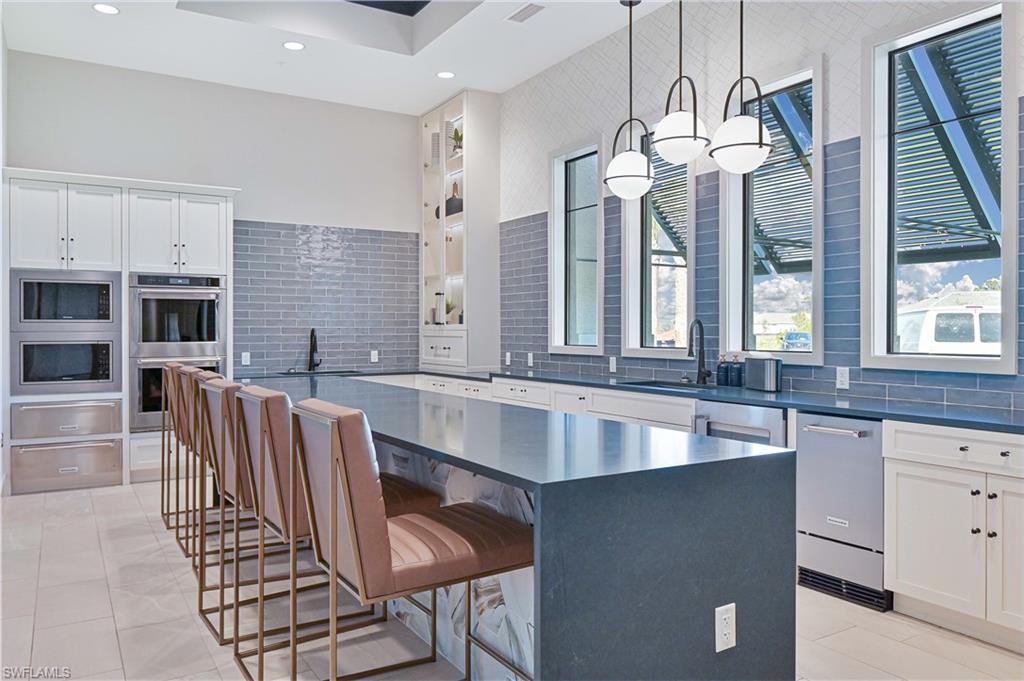 DEL WEBB OAK CREEK - Residential