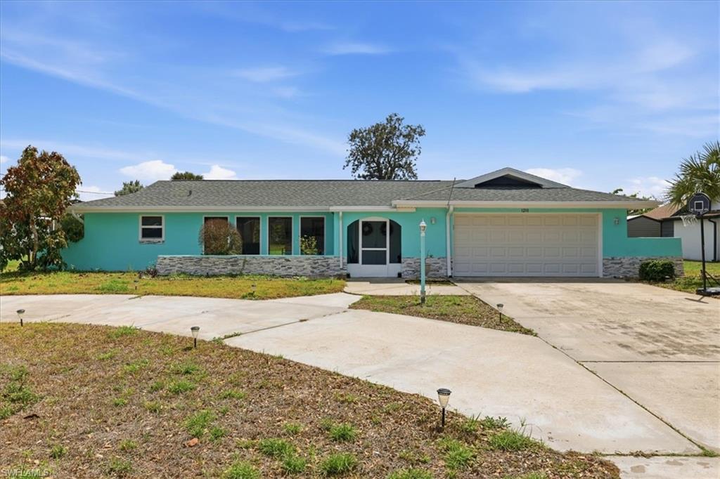 LEHIGH ACRES - Residential