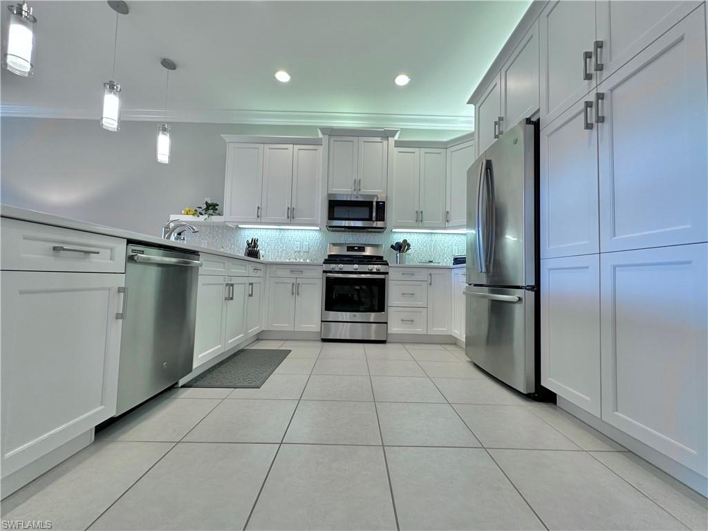 STONECREEK - Residential