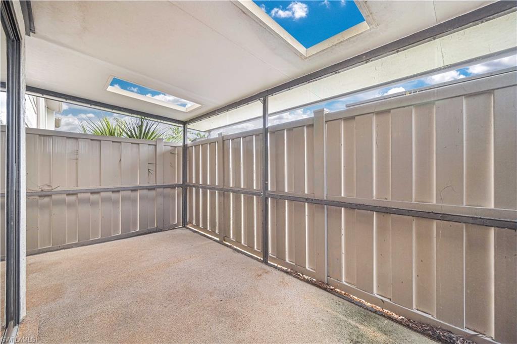 VILLAS THREE - Residential