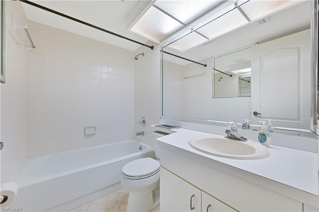 VILLAS THREE - Residential