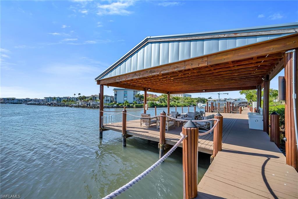 MANGROVE BAY - Residential