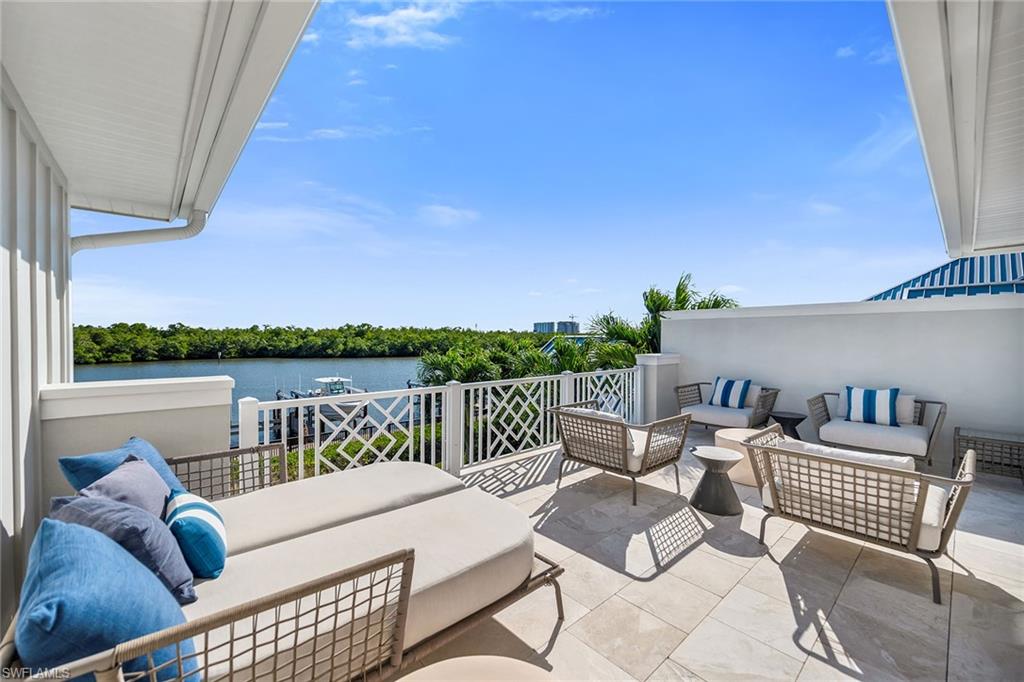 MANGROVE BAY - Residential