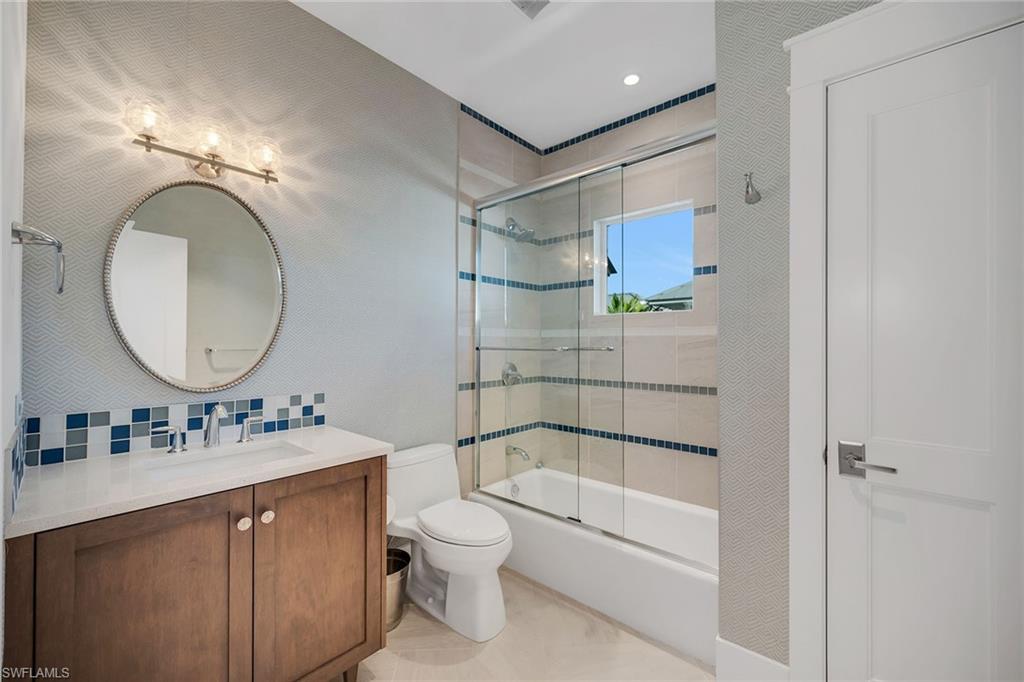 MANGROVE BAY - Residential