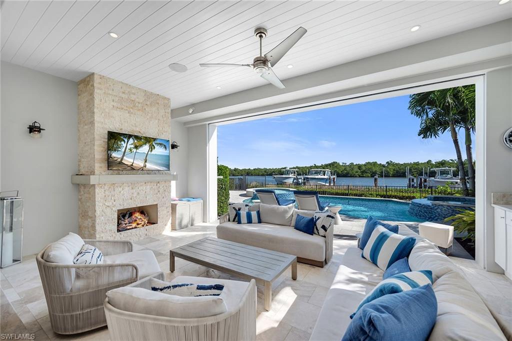 MANGROVE BAY - Residential