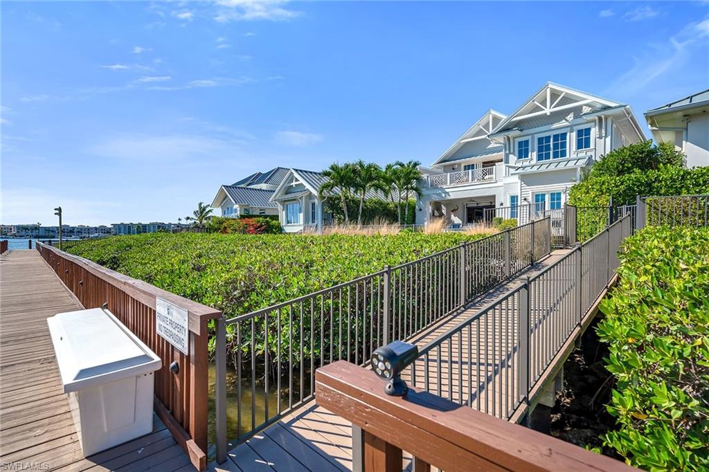 MANGROVE BAY - Residential