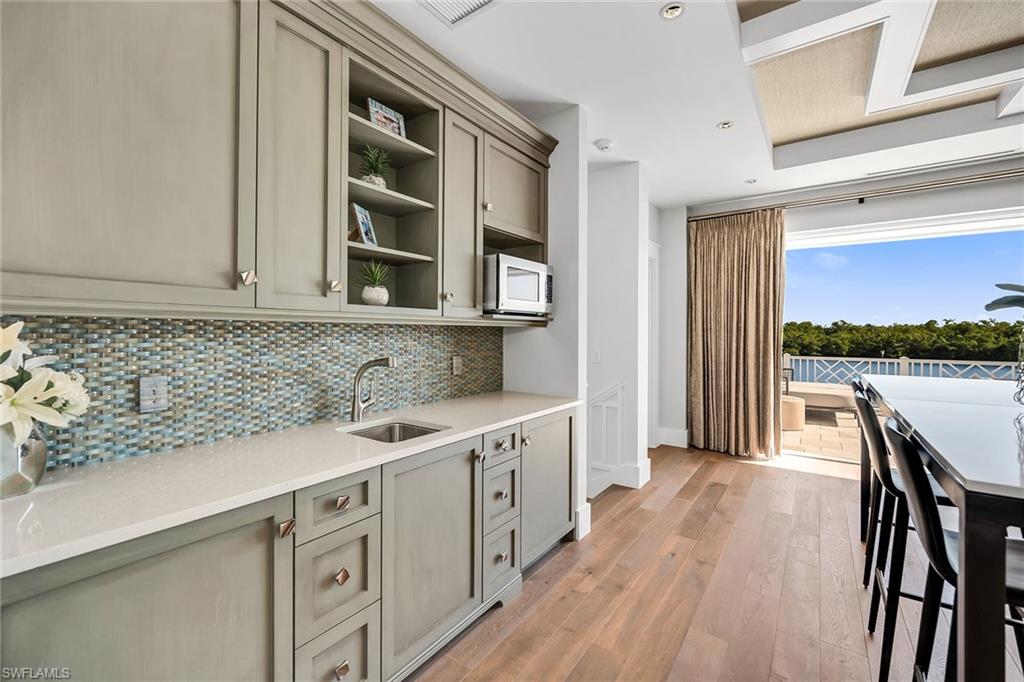 MANGROVE BAY - Residential