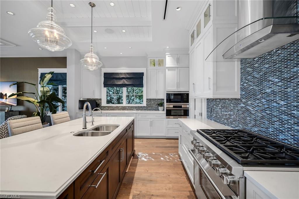 MANGROVE BAY - Residential