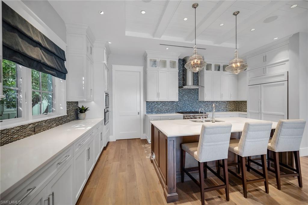 MANGROVE BAY - Residential