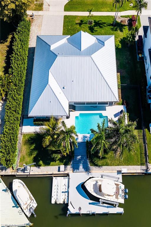 MARCO BEACH - Residential