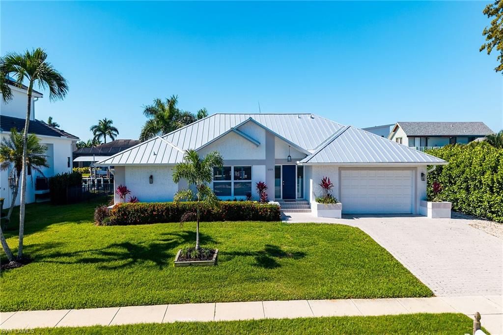 Photo of 1609 Villa CT, MARCO ISLAND, FL 34145 (MLS # 226020289)