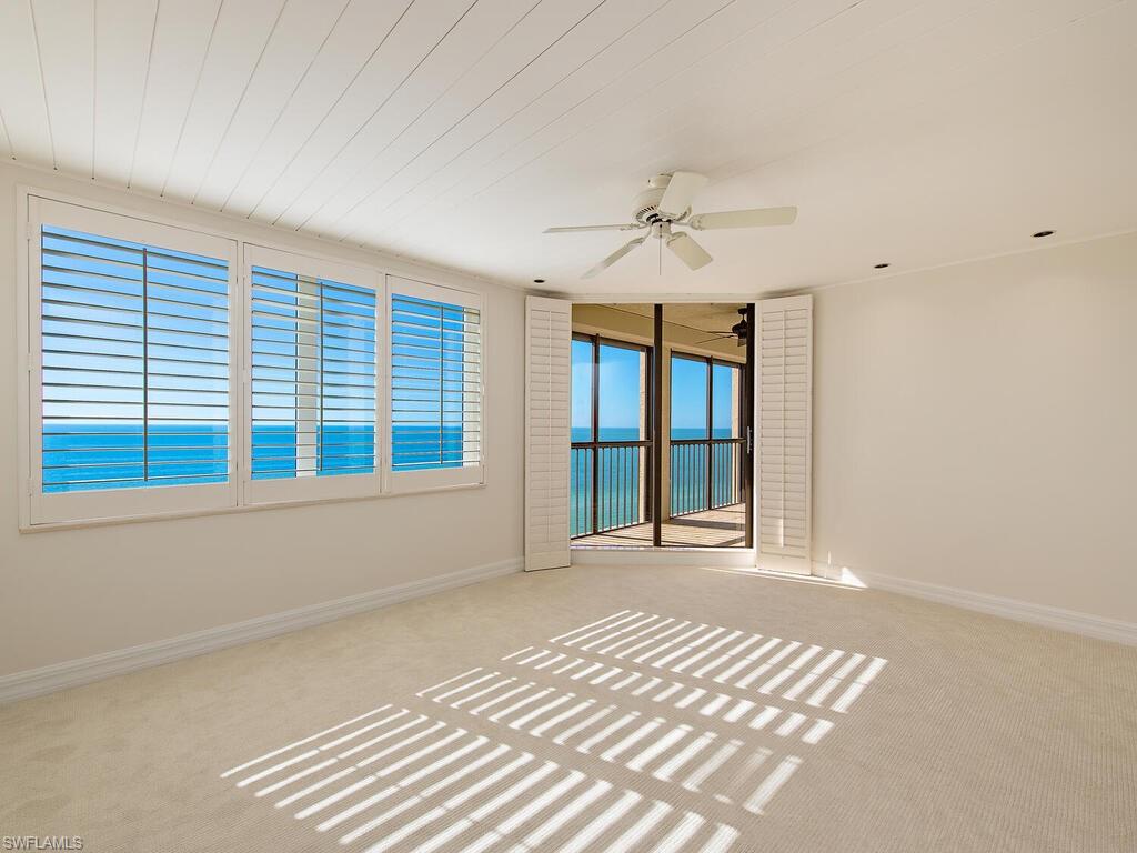 CARLYSLE AT BAY COLONY - Residential