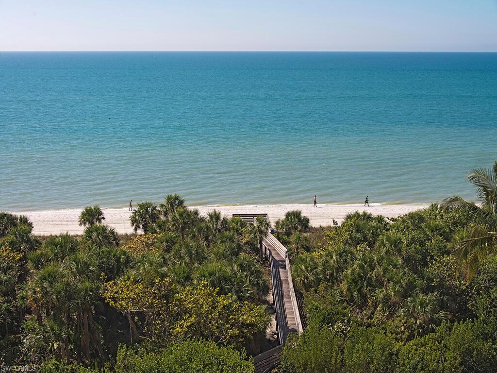 CARLYSLE AT BAY COLONY - Residential