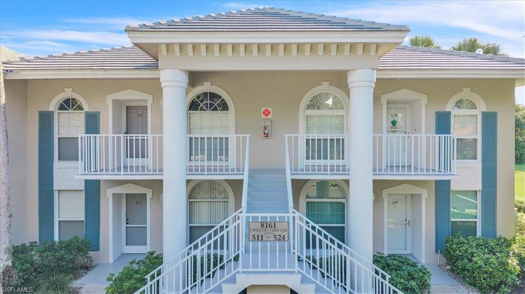 TWELVE OAKS - Residential