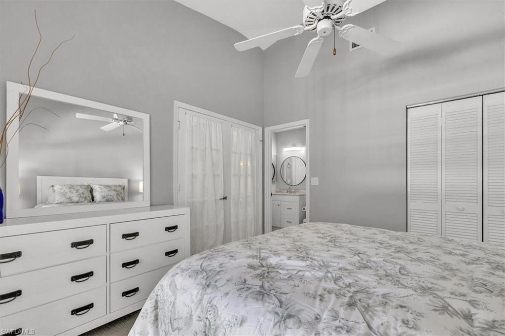 TWELVE OAKS - Residential