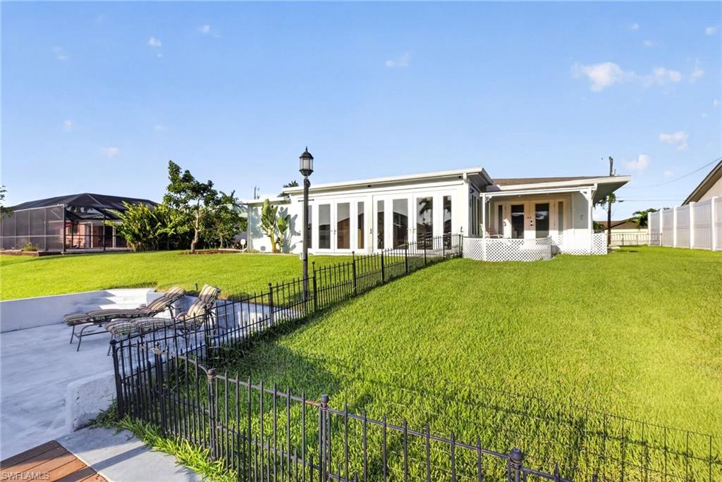 CAPE CORAL - Residential