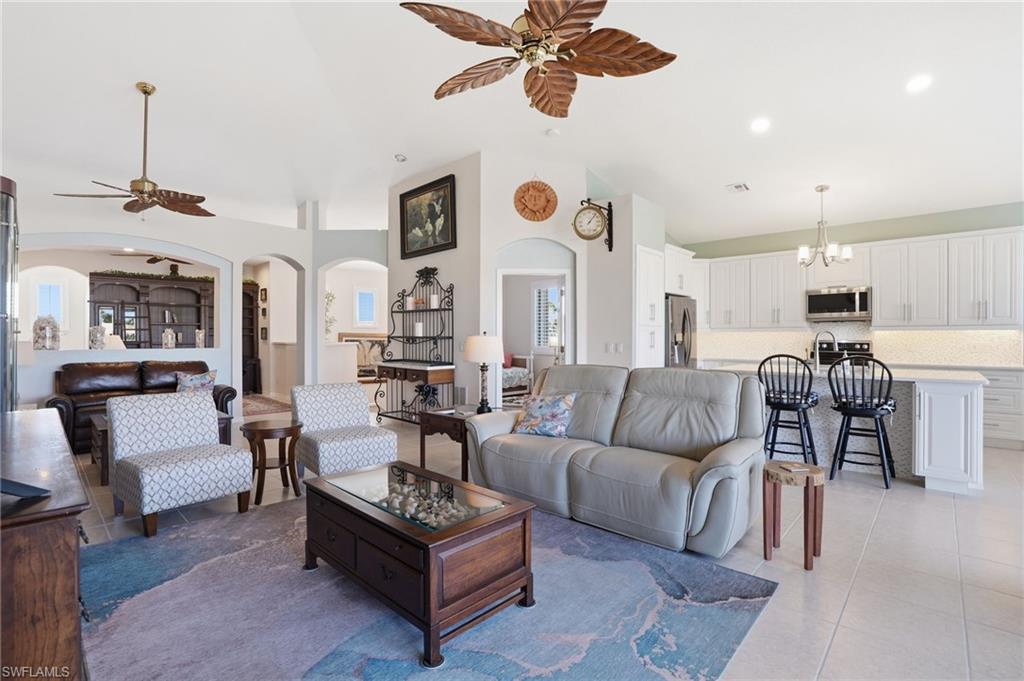 REFLECTION LAKES - Residential