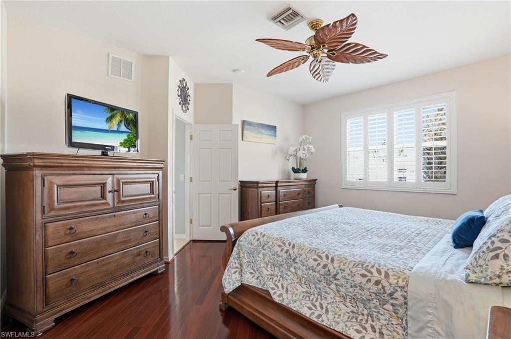 REFLECTION LAKES - Residential