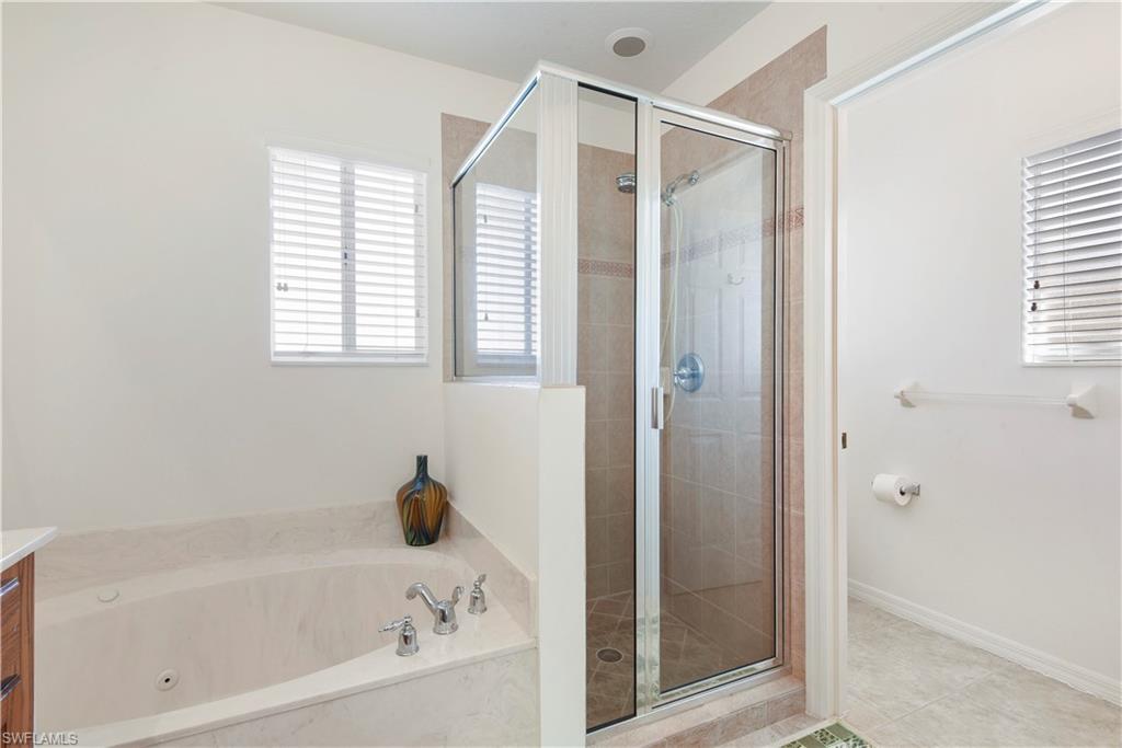 VALENCIA COUNTRY CLUB - Residential