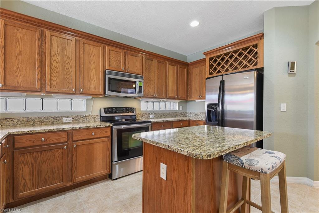 VALENCIA COUNTRY CLUB - Residential