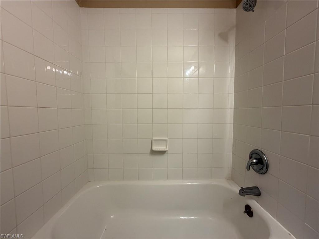 VENETIAN PALMS - Residential