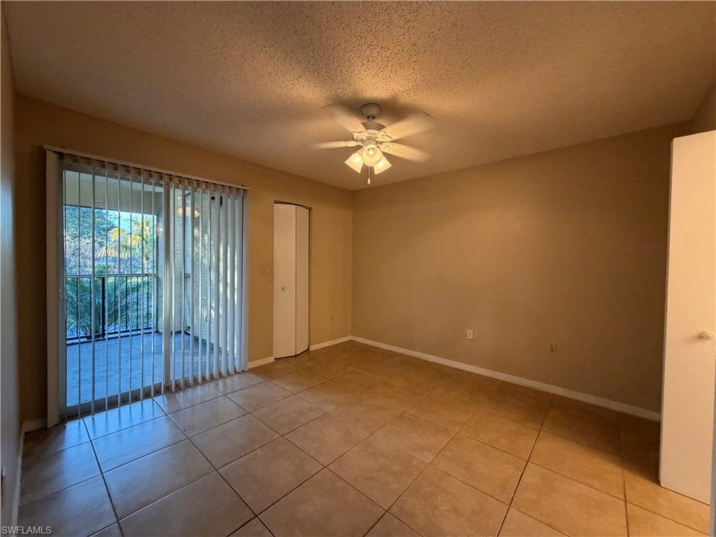 VENETIAN PALMS - Residential