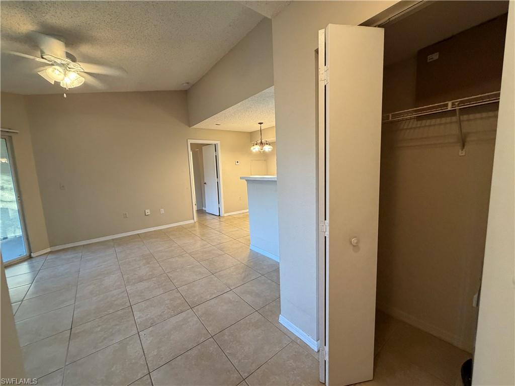 VENETIAN PALMS - Residential