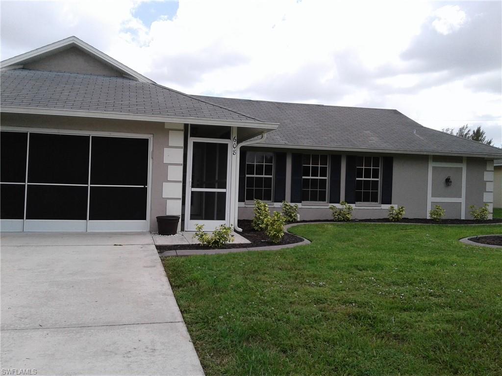 CAPE CORAL - Residential