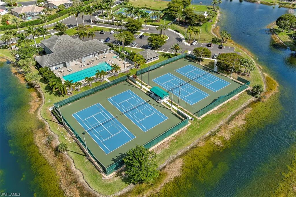 CROSS CREEK ESTATES - Residential