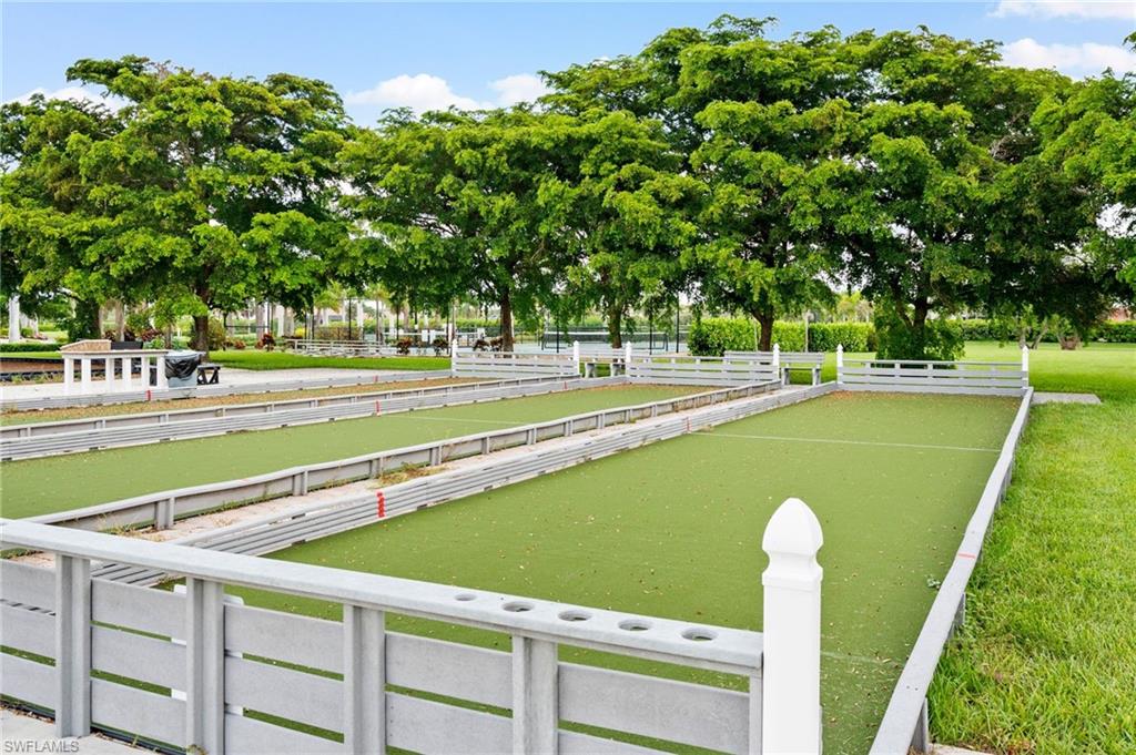 CROSS CREEK ESTATES - Residential