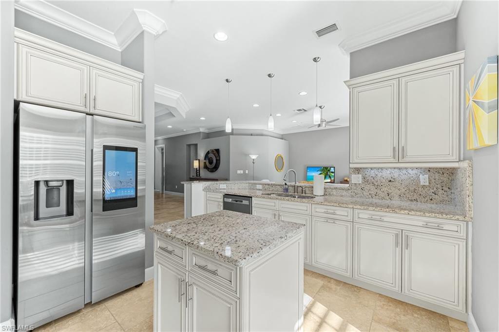 PLAYERS COVE - Residential