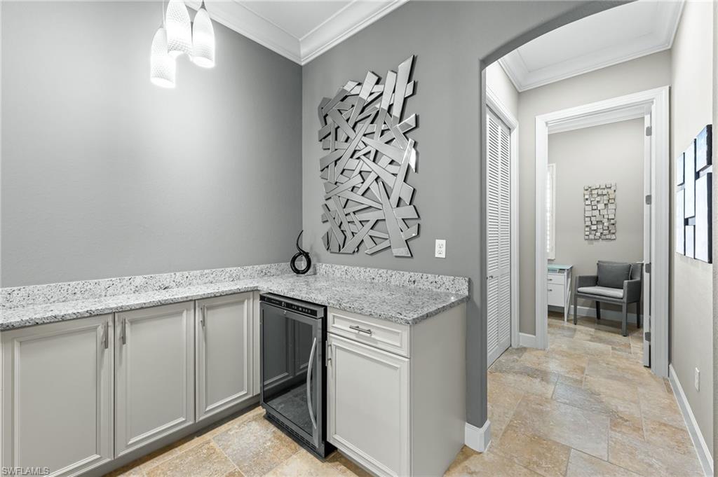 PLAYERS COVE - Residential