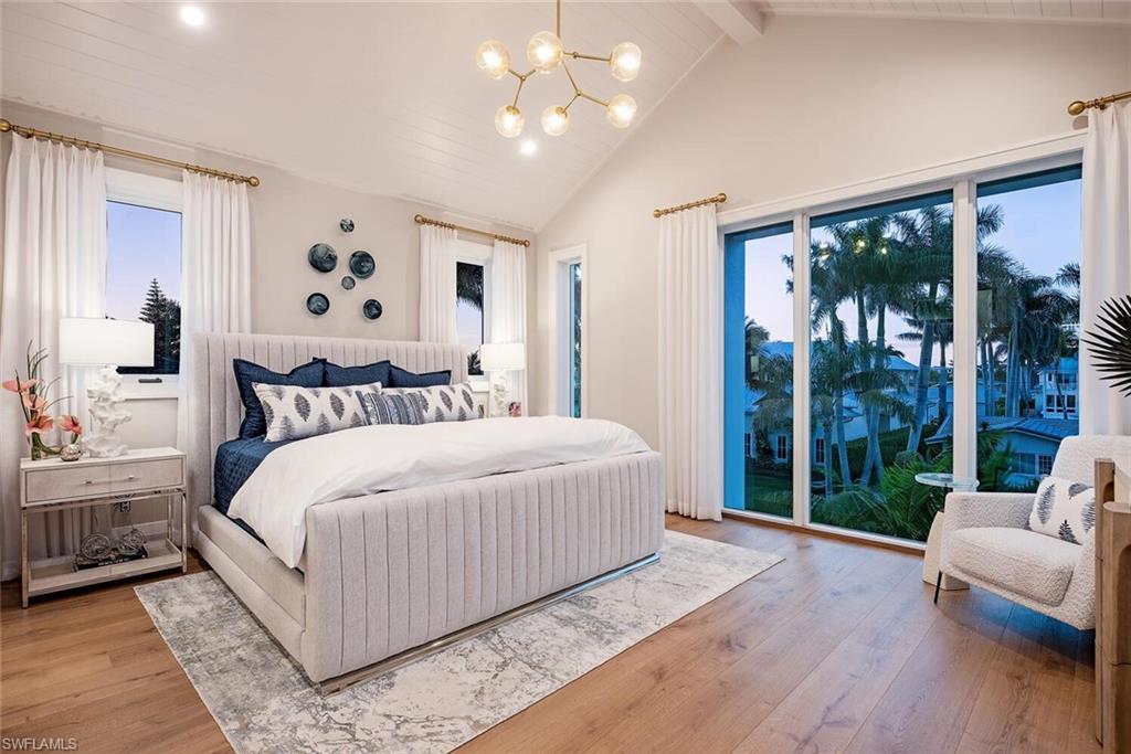 ROYAL HARBOR - Residential