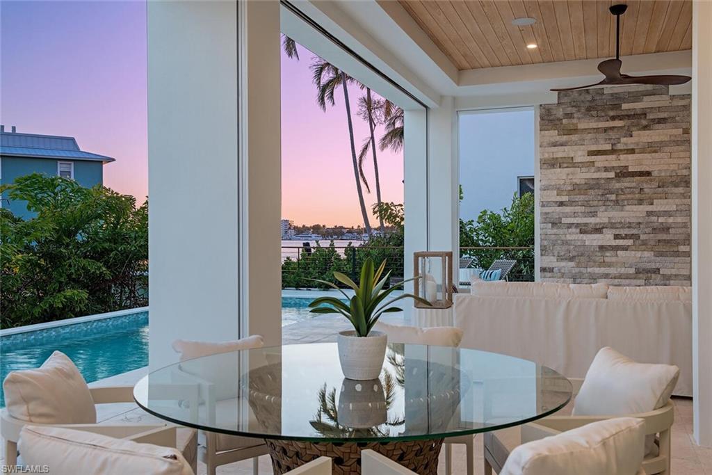 ROYAL HARBOR - Residential