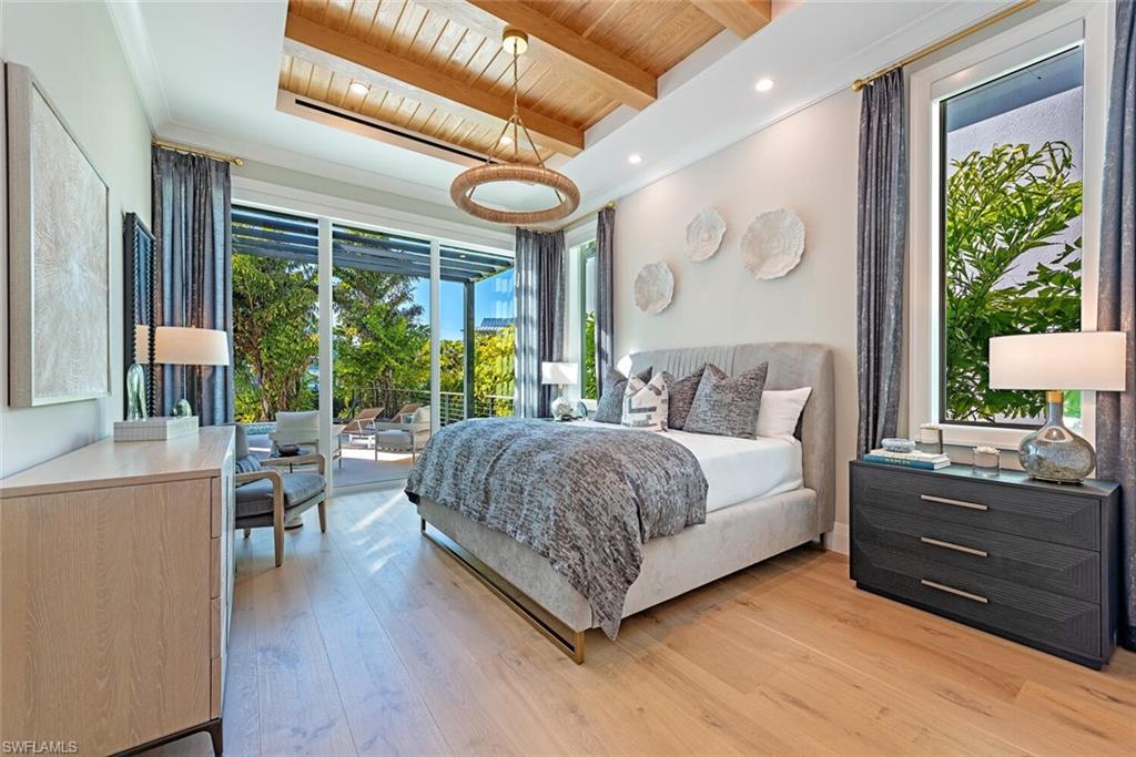 ROYAL HARBOR - Residential