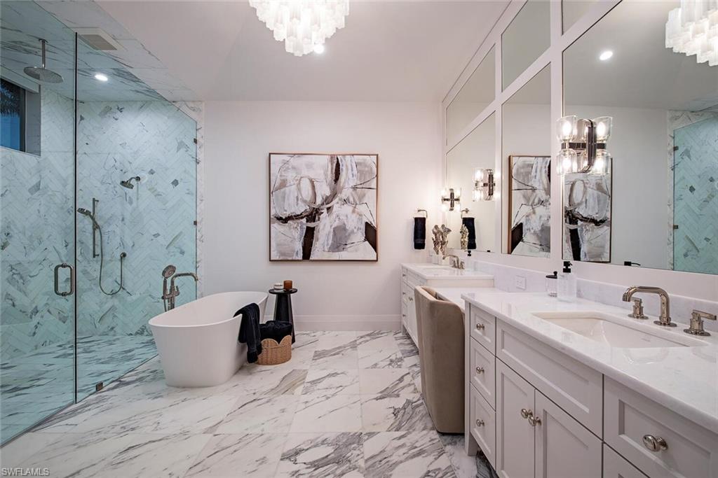 ROYAL HARBOR - Residential