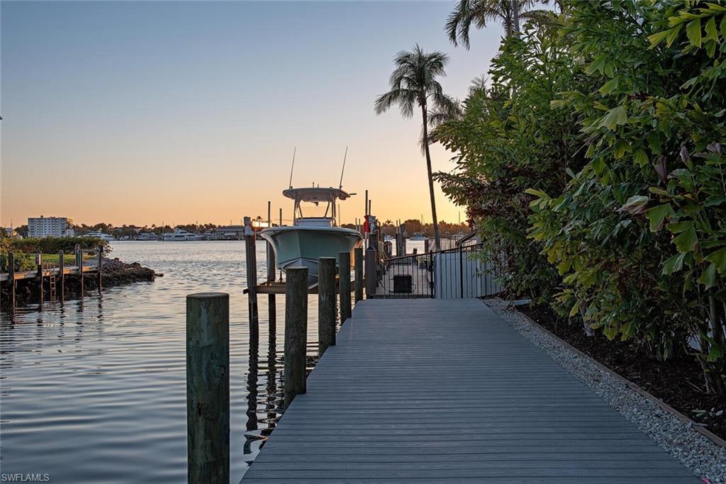 ROYAL HARBOR - Residential