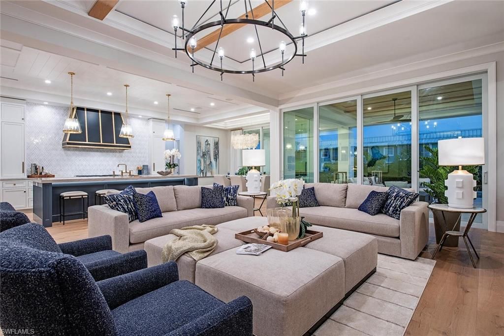 Photo of 1380 Pelican AVE, NAPLES, FL 34102 (MLS # 225041921)