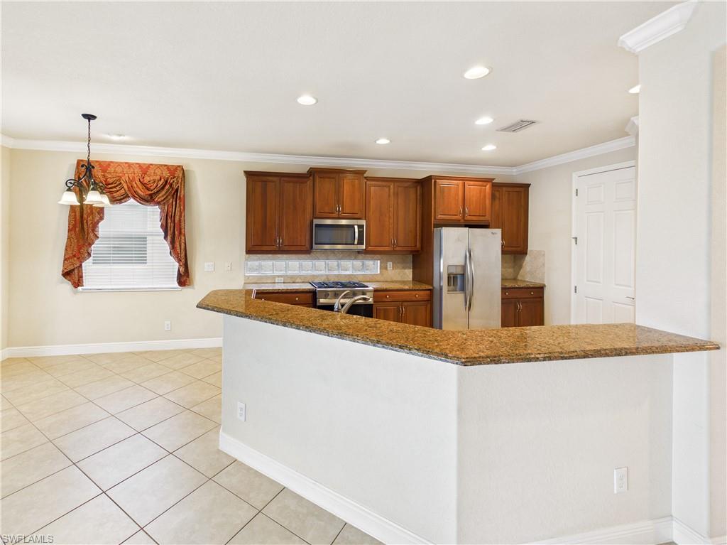 THE RESERVE AT ESTERO - Residential Lease