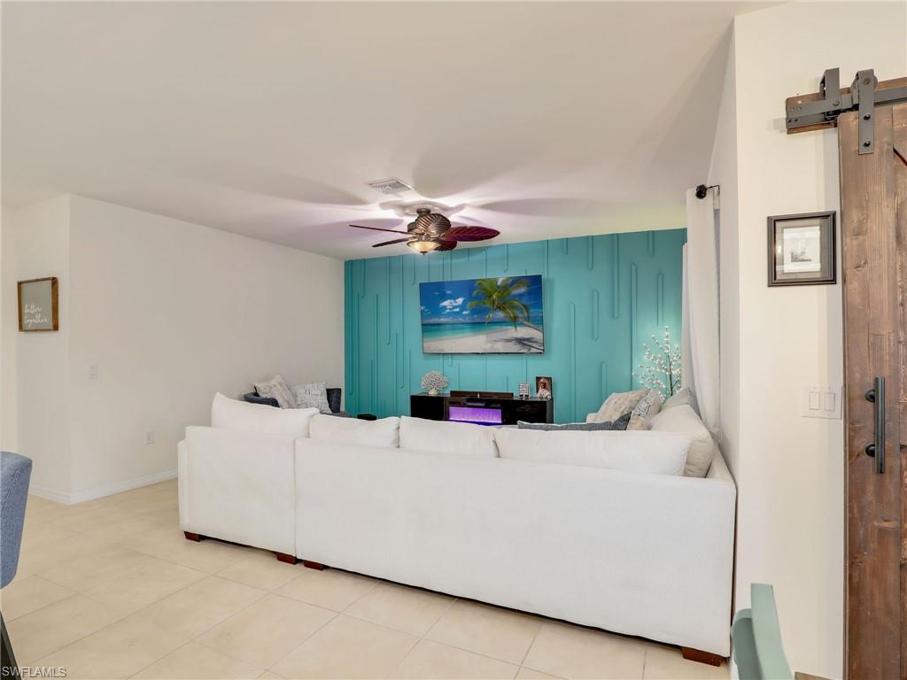 ENTRADA - Residential