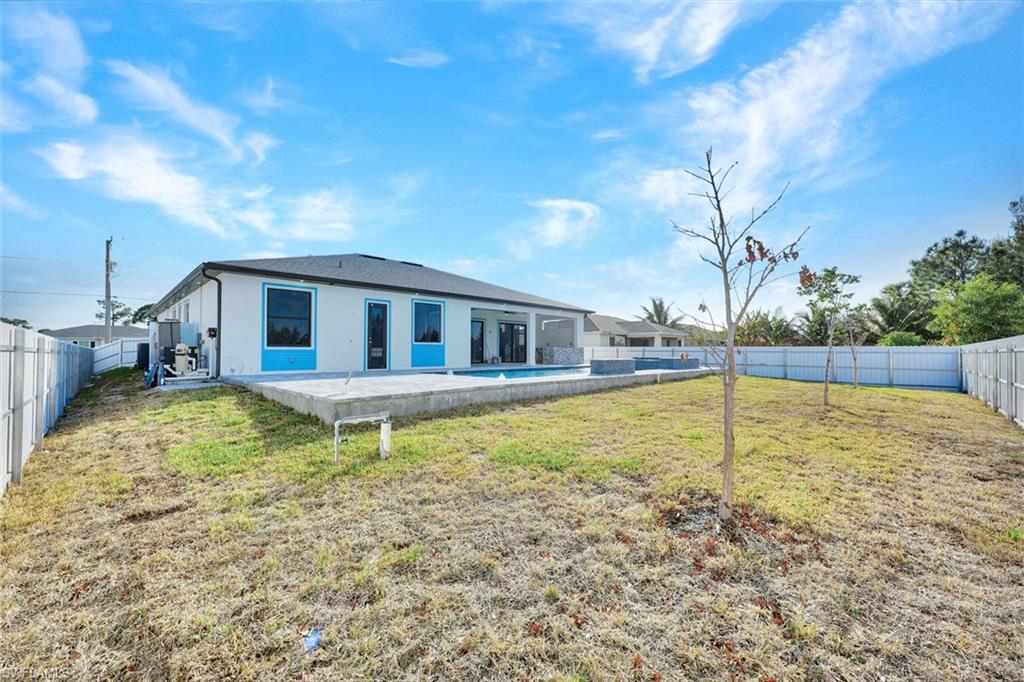 CAPE CORAL - Residential