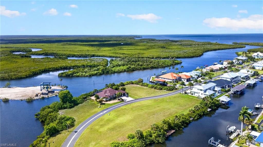 PUNTA GORDA - Land
