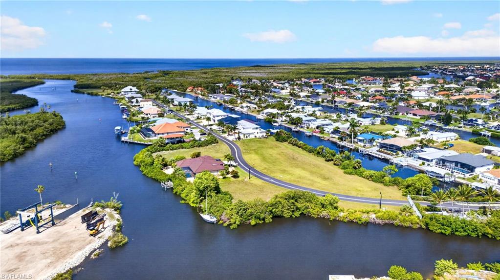 PUNTA GORDA - Land