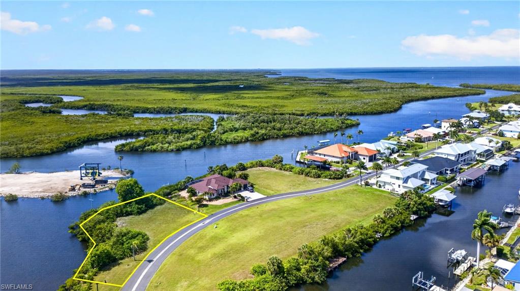 PUNTA GORDA - Land